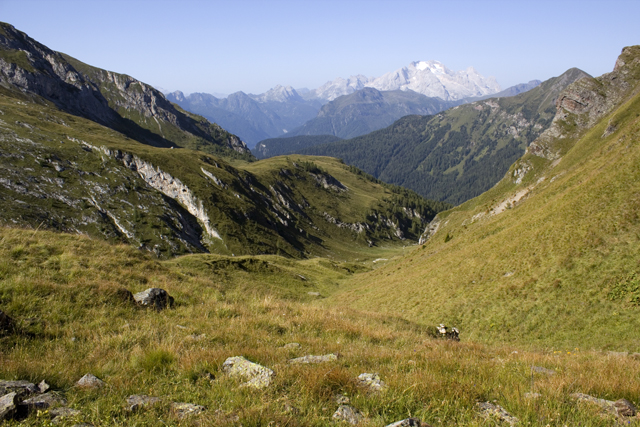 2011-08-24_08-23-27 cadore.jpg - Wanderweg 436 am Forc. de Col Piombin